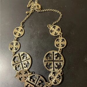 Unique Chic Gold-Tone Pendant Necklace